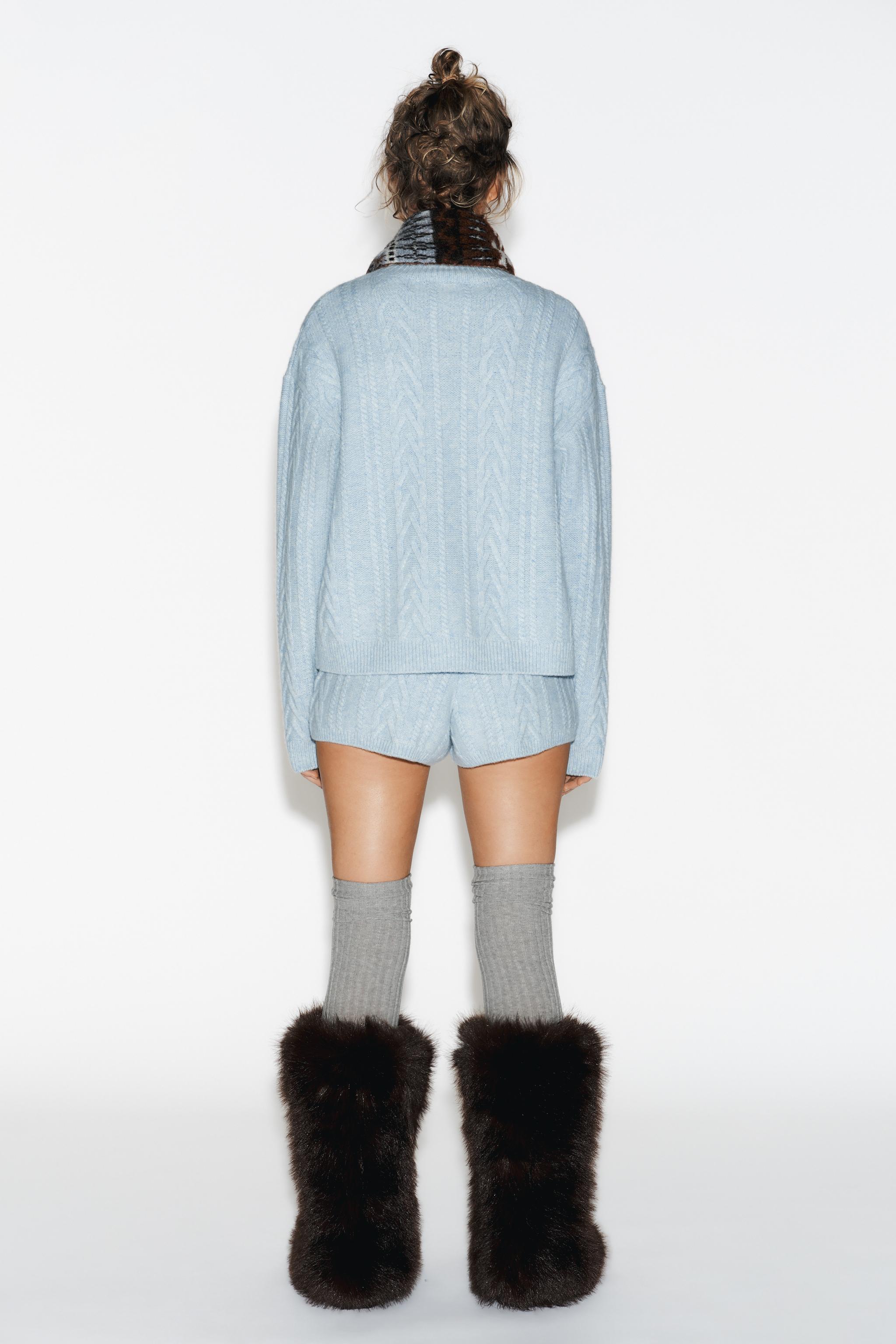 80% WOOL CABLE-KNIT SHORTS SKI COLLECTION